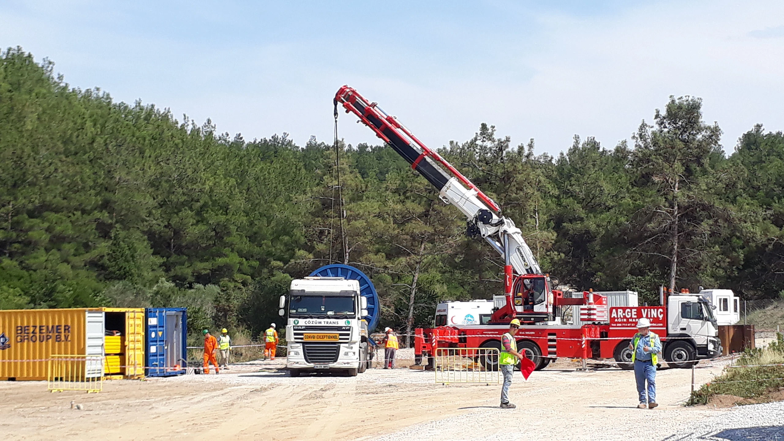 AR-GE VİNÇ Konteynır Taşıma Aktarma İşlemleri